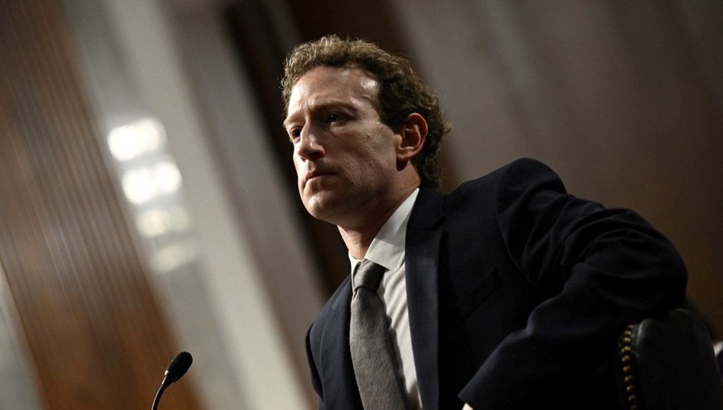 Zuckerberg’ten koronavirüs itirafı: Biden hükümeti baskı yaptı