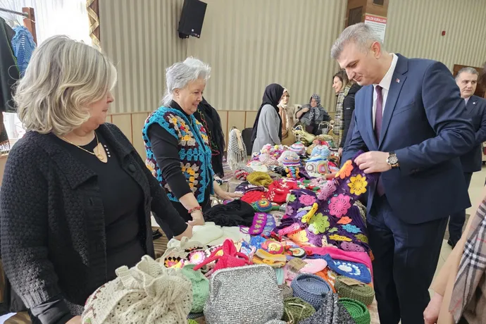 Kocaeli Gölcük’te ‘örgü’ zamanı