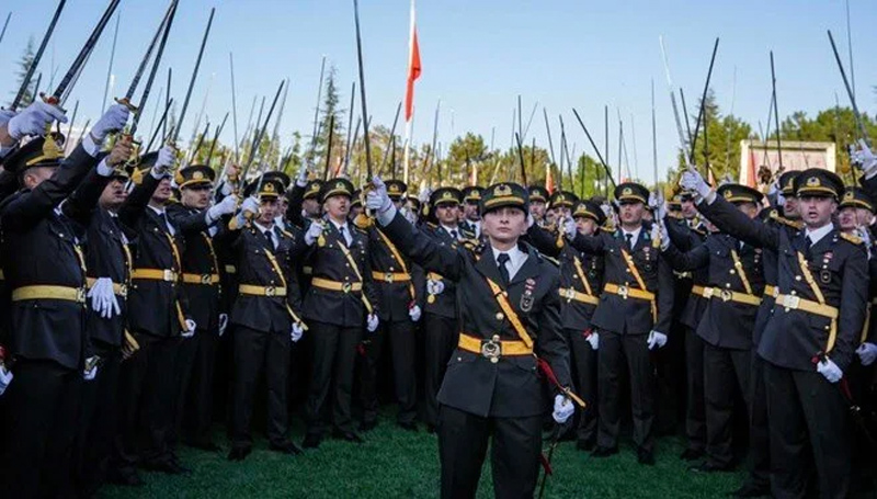 TSK’da üst düzey ayrılık kararı