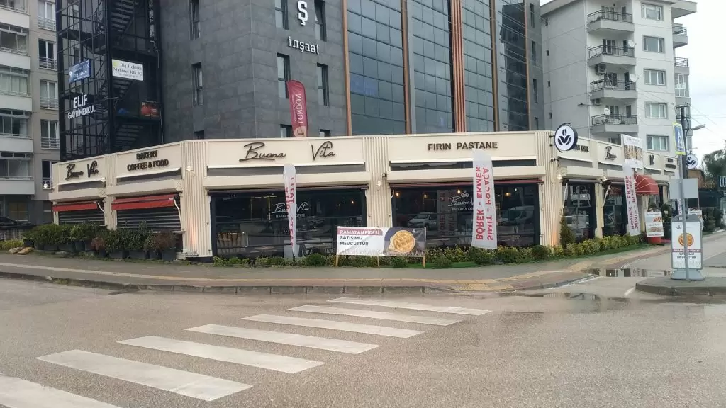 Görükle’nin Yeni Lezzet Durağı: Buona Vita Bakery Coffee, Hem Fırın Hem Cafe Hem Restoran Deneyimini Bir Arada Sunuyor!